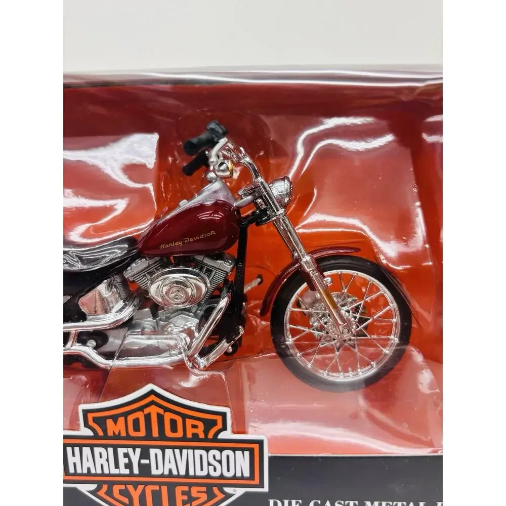 Maisto 1:18 Harley Davidson 2000 FXSTD Softail Deuce Diecast Motorcycle Series 9